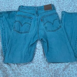 USED LEVI JEANS